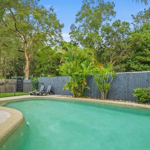 KarraganbahStunning 4-Bed With Garden And Swimming Pool别墅 Exterior photo