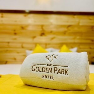 The Golden Park Hotel 阿努拉德普勒 Exterior photo