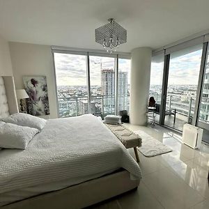 Epic Suite Brickell Views 10 Mins To South Beach 迈阿密 Exterior photo