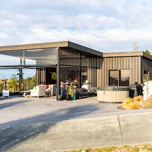 The Cove Retreat - Mangawhai Holiday Home Kaiwaka Exterior photo