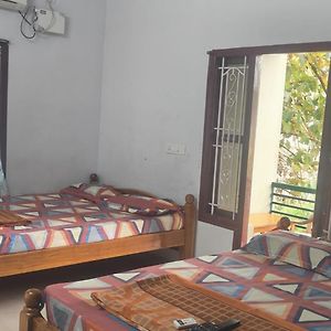 Nakshatram Resort 耶拉吉里 Exterior photo