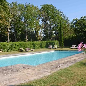 VelauxDomaine Shambala - Maison D'Hote En Provence - Piscine Chauffee住宿加早餐旅馆 Exterior photo