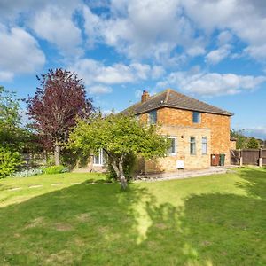 Kidlington 3 Bedroom House With Parking & Large Garden Exterior photo