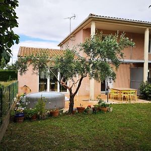 Villa Avec Jardin Maraussan Exterior photo