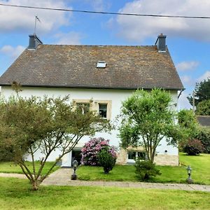 Appartement D'Une Chambre Avec Jardin Clos Et Wifi A Belle Isle En Terre Exterior photo