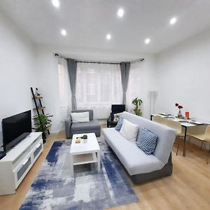 One Bedroom Apartement With Wifi At Molenbeek Saint Jean 布鲁塞尔 Exterior photo