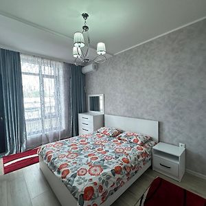 2Bedroom On Diamond City 比什凯克 Exterior photo