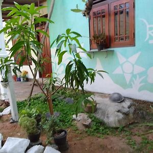 Nathaliya Home Stay 尼甘布 Exterior photo