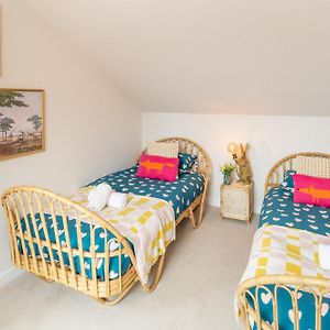 Family Friendly Sleeps 6 In Exmouth By The Sea别墅 Exterior photo