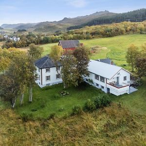 莱克内斯 2 Houses And A Barn旅馆 Exterior photo