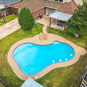 Luxurious Paradise Home With Pool Hot Tub & Game Room Sachse Exterior photo