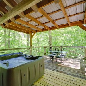 Secluded Marion Cabin With Hot Tub, On-Site Trails!别墅 Exterior photo