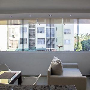 Apartamento Av Andres Bello 卡拉卡斯 Exterior photo