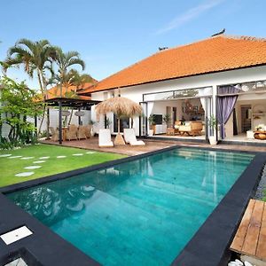 3 Bedroom Luxury Villa Blue Mango Umalas Canggu 科洛布坎 Exterior photo