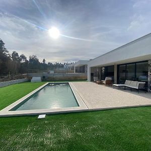 Single-Story Villa With Private Pool In Salir Do Porto Salir de Porto Exterior photo