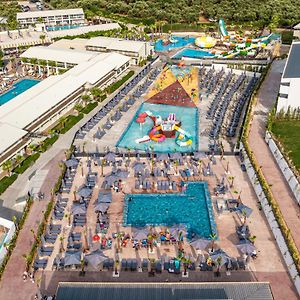 Caretta Paradise Resort & Waterpark 查加基恩 Exterior photo