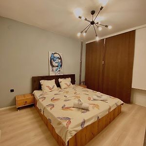 Comfort Apartment In Prishtina 普里什蒂纳 Exterior photo