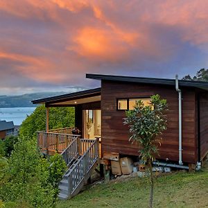 Sun Sea And Panoramic Views In A New Build Home Lyttelton Exterior photo