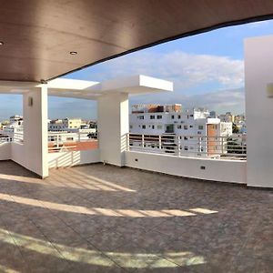 Rooftop Apartment With Private Terrace Ensanche Quisqueya Exterior photo