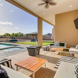 Stylish And Pet-Friendly Rio Rancho Home With Fire Pit Exterior photo