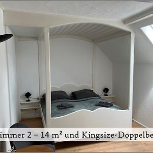 Zimmer 2 - Gastehaus Reibold 弗赖因斯海姆 Exterior photo