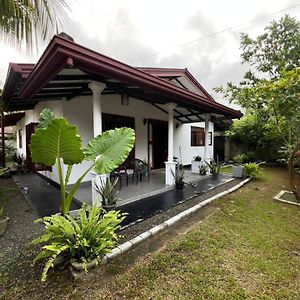 La Lesha Villa Habaraduwa Central Exterior photo