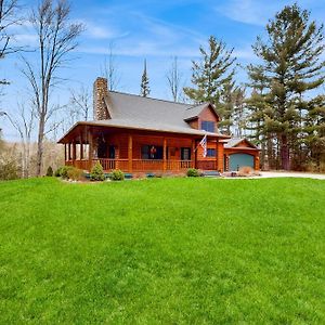 Sturgeon River Retreat Vanderbilt Exterior photo