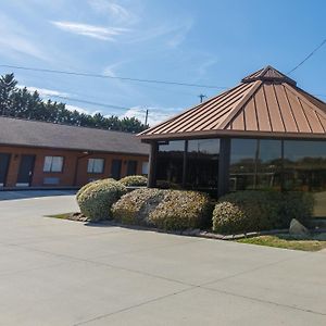 Gadsden Inn And Suites Exterior photo