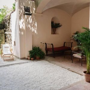CacesCasa Aguila Casco Antiguo Patio Privado公寓 Exterior photo