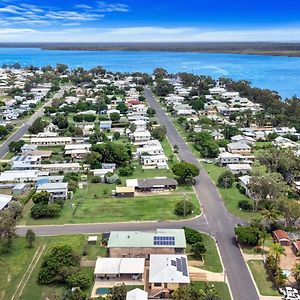 Coastal Bliss 3 Bedroom Burrum Heads Exterior photo