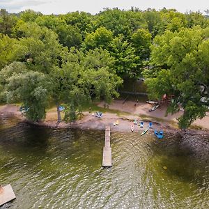 Family Friendly Cottage Community With Pool & Beach Cherry Valley Exterior photo