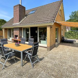 Beautiful Home In Lauwersoog With Kitchen Exterior photo