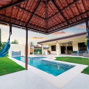 Villa Alegra De Vivir By Vacation Pura Vida 埃斯泰里略斯 Exterior photo