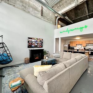 MainevilleSwanky Loft At Historic Peters Cartridge Factory公寓 Exterior photo