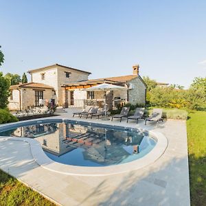 Villa Jurinea In Istrien Mit Pool Barat  Exterior photo