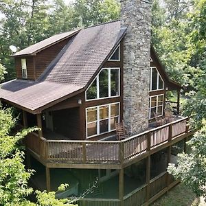 Lucky Charm Is An Inviting 3 Bedroom Retreat Nestled In The Woods Minutes From The Pkwy! 鸽子谷 Exterior photo