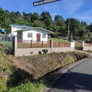 Las Casitas De Leonard Bajo Boquete Exterior photo