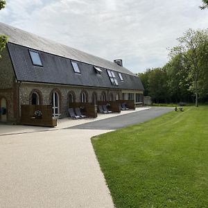 Contremoulins尚布尔奥克斯卡瑞度城堡住宿加早餐旅馆住宿加早餐旅馆 Exterior photo