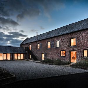 LlandyrnogThe Barn At Plas Ashpool别墅 Exterior photo