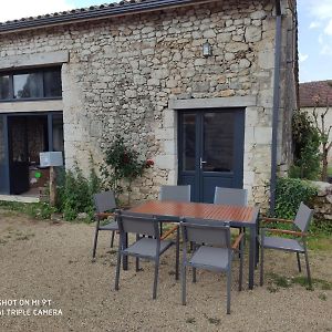 Gite Les Cardoux Serres-et-Montguyard Exterior photo