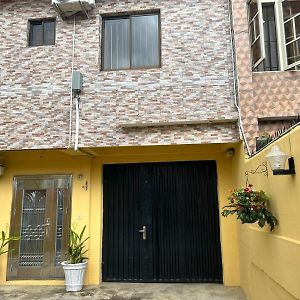 Home Away From Home In Gowon Estate, Ipaja 拉各斯 Exterior photo