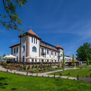 Bordur Wellness Hotel Superior Es Szonyegmuzeum Békésszentandrás Exterior photo