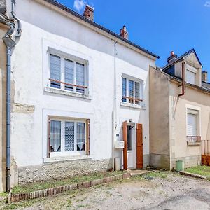 Traditional Holiday Home In Brinon Sur Beuvron Exterior photo