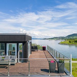 Exclusive Penthouse, Ocean View, Roof Terrace, Private Parking - Trondheim公寓 Exterior photo