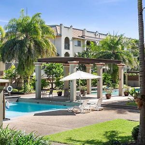 Tropical Gardens - Resort 9 Pools Free Parking 凱恩斯 Exterior photo