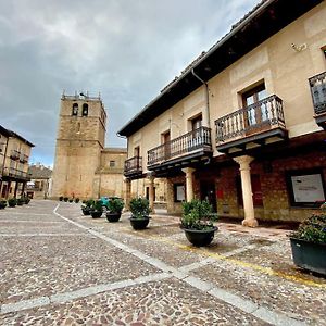 Plaza De Riaza Encanto Historico 里亚萨 Exterior photo