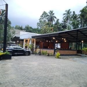 Miridiya Resort Yatiyantota Exterior photo