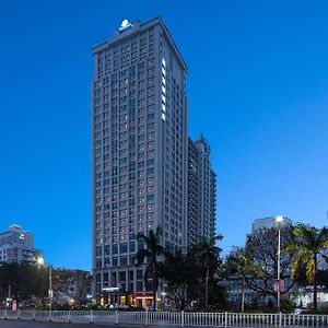 Days Hotel Beihai Haicheng Exterior photo