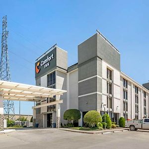 Comfort Inn Dallas North Love Field Airport Exterior photo