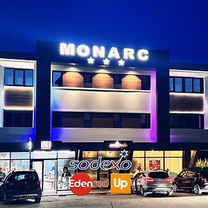 Monarc Boutique Aparthotel - Self Check-In 雅西 Exterior photo